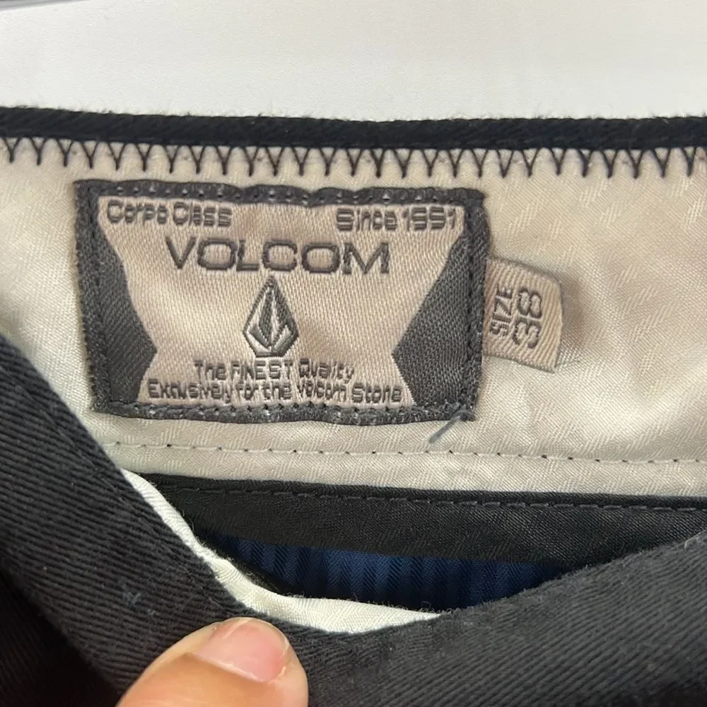 Volcom sleek shorts